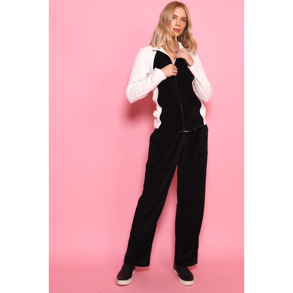 image_e4d2a69b-83eb-4b2c-bb8f-b8356452dd0a