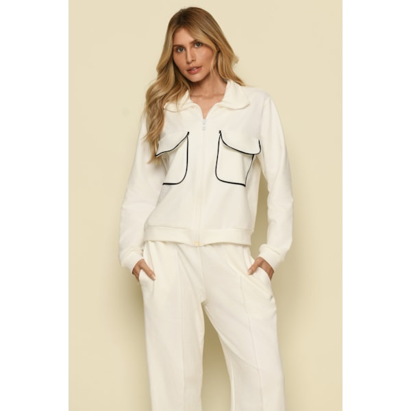 image_b3f943b5-14f2-42bd-b996-7b194e17ff62